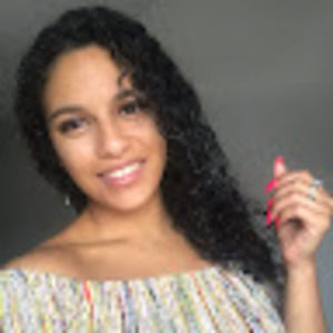 Meet your Posher, Nadia